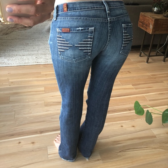 7 for All Mankind Colette straight leg jean - Picture 3 of 9